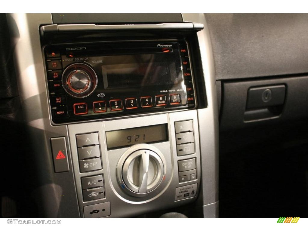 2008 tC  - Classic Silver Metallic / Dark Charcoal Gray photo #14