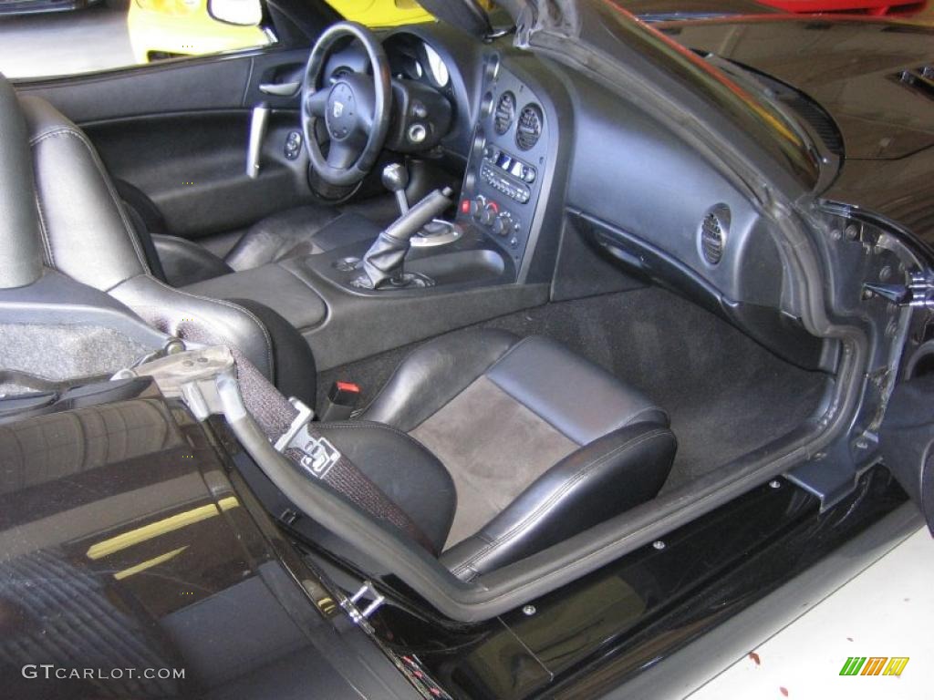 Black/Black Interior 2006 Dodge Viper SRT-10 Photo #39443926