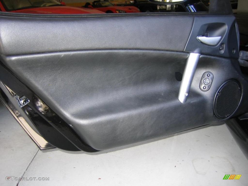 2006 Dodge Viper SRT-10 Black/Black Door Panel Photo #39444082