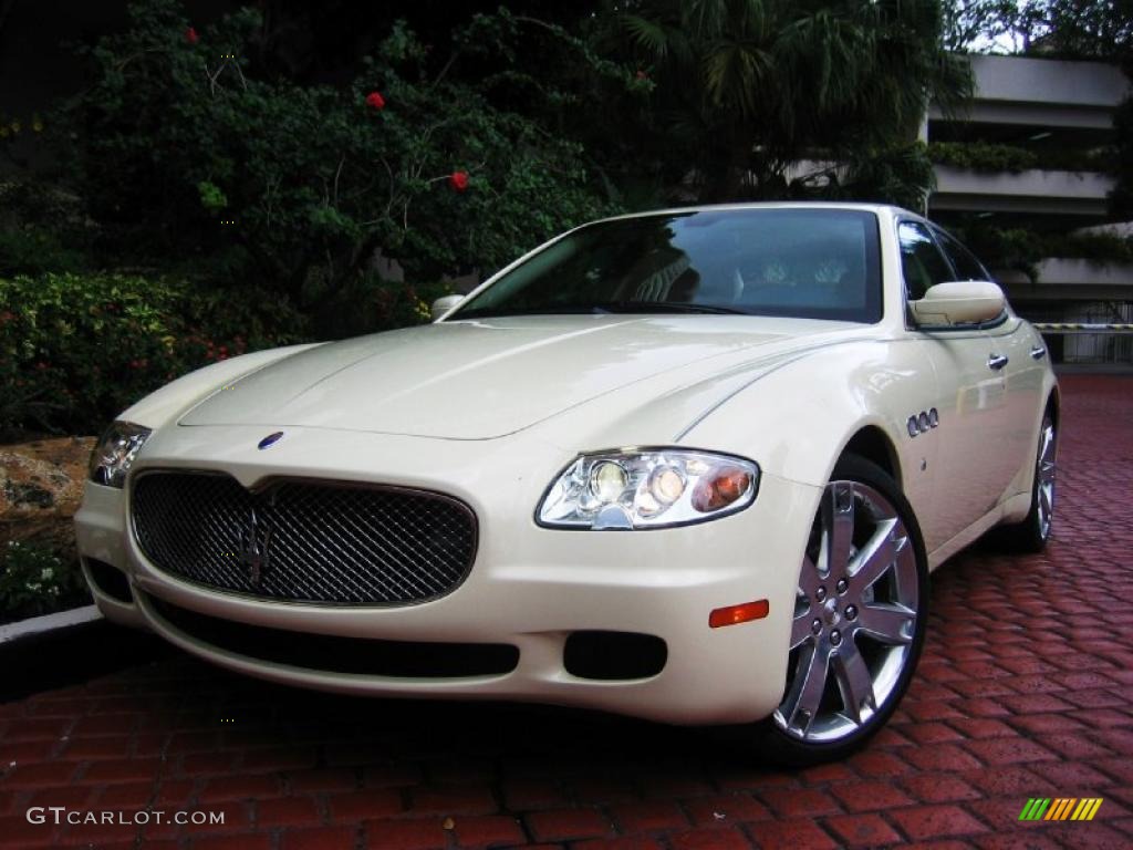 Bianco Fuji Pearlescent 2008 Maserati Quattroporte Sport GT S Exterior Photo #39444258