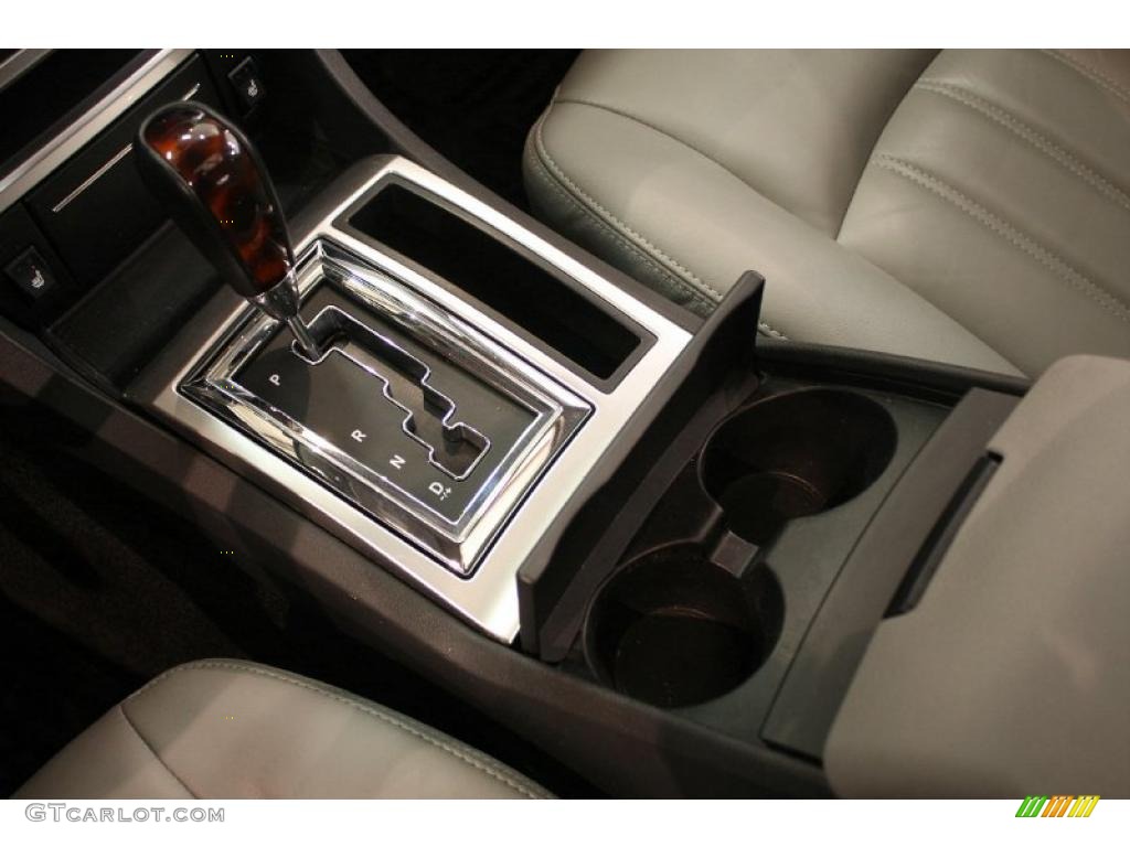 2006 300 C HEMI AWD - Bright Silver Metallic / Dark Slate Gray/Light Slate Gray photo #16