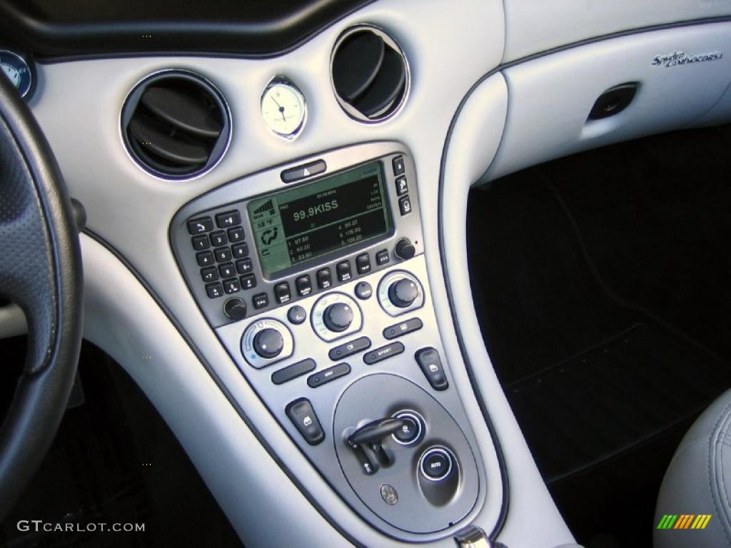 2005 Maserati Spyder Cambiocorsa Controls Photo #39449446