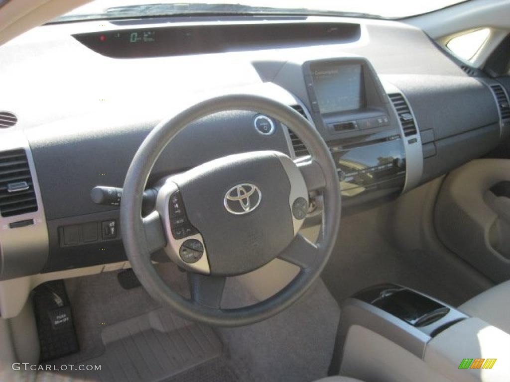 Beige Interior 2006 Toyota Prius Hybrid Photo #39449854