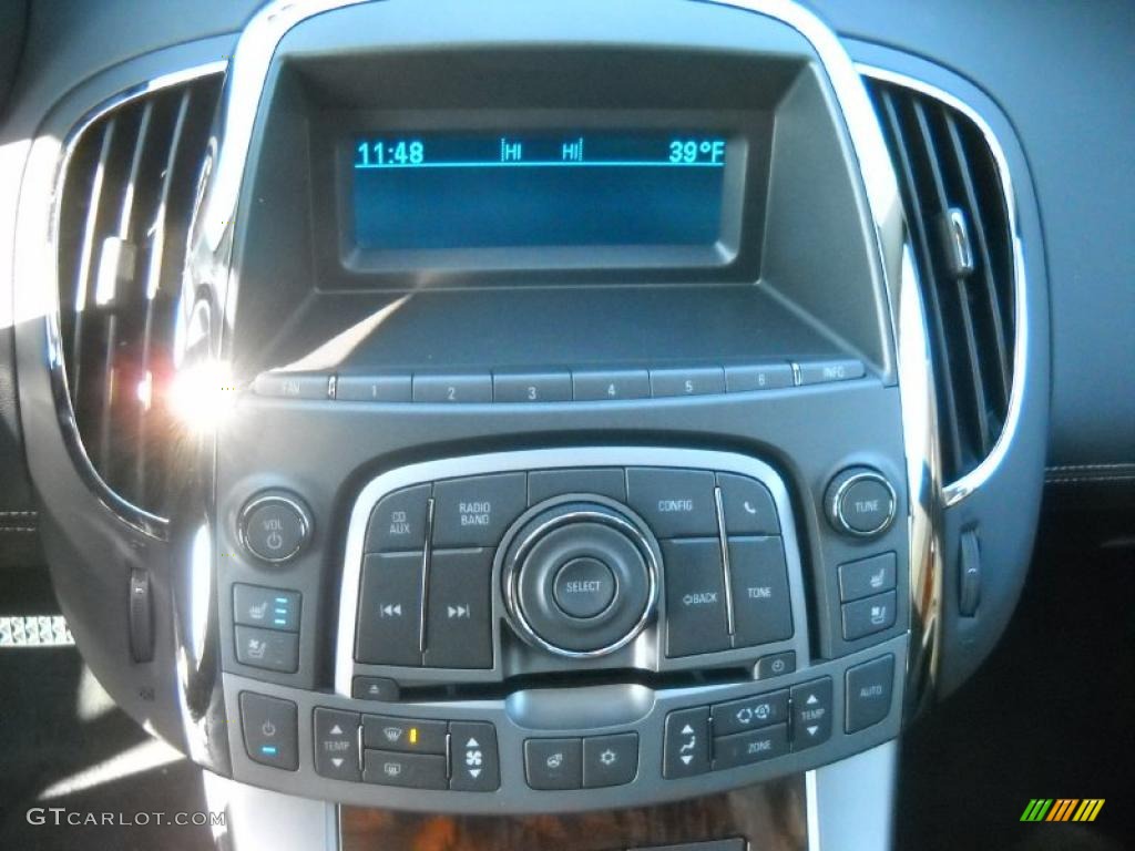 2011 Buick LaCrosse CXS Controls Photo #39452866