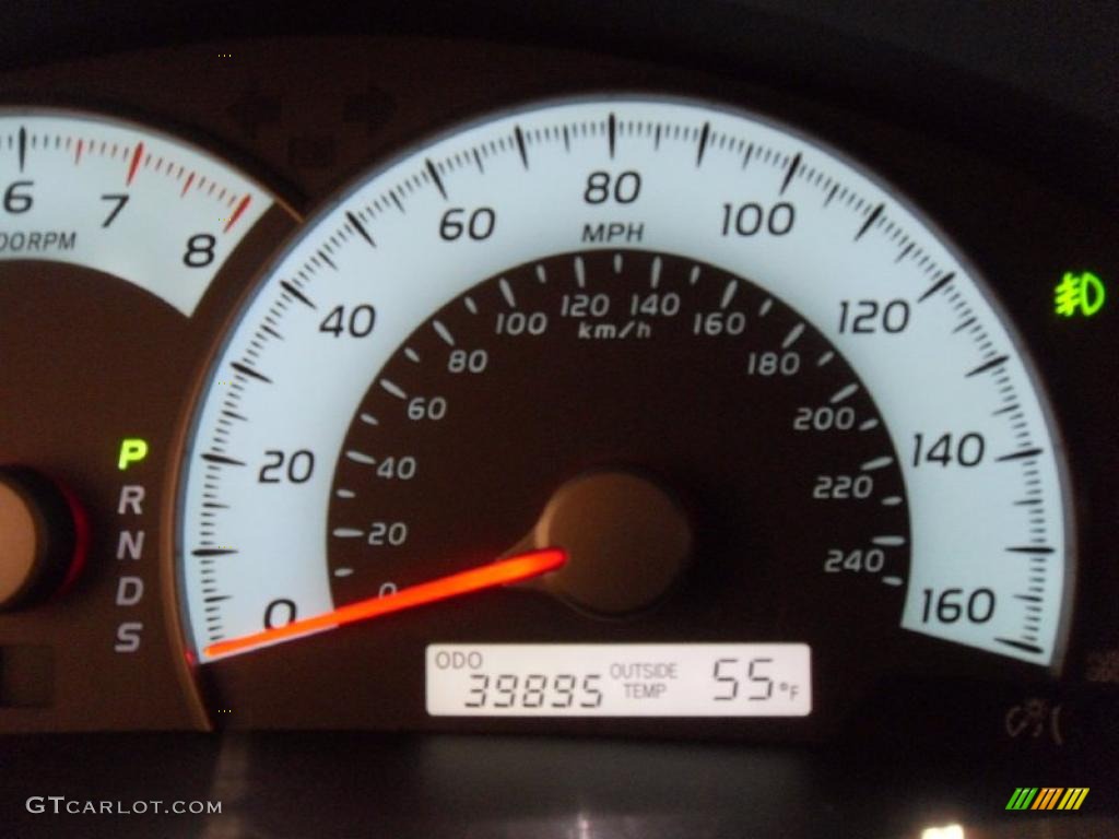 2009 Camry SE V6 - Super White / Charcoal photo #15