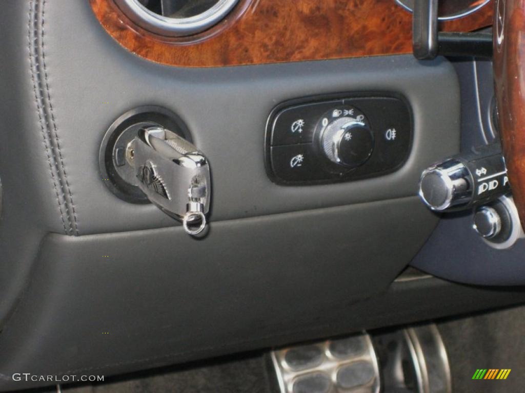 2006 Bentley Continental Flying Spur Standard Continental Flying Spur Model Controls Photo #39454410