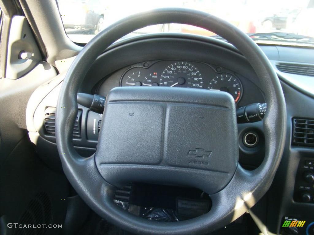 2002 Cavalier Coupe - Black / Graphite photo #16