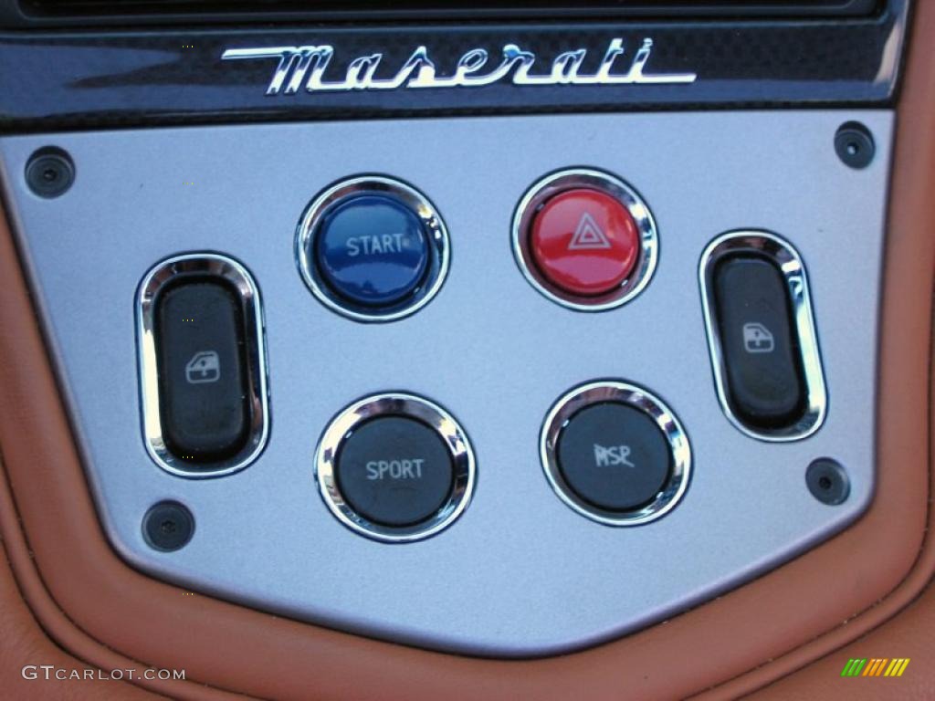 2006 Maserati GranSport Spyder Controls Photo #39455450