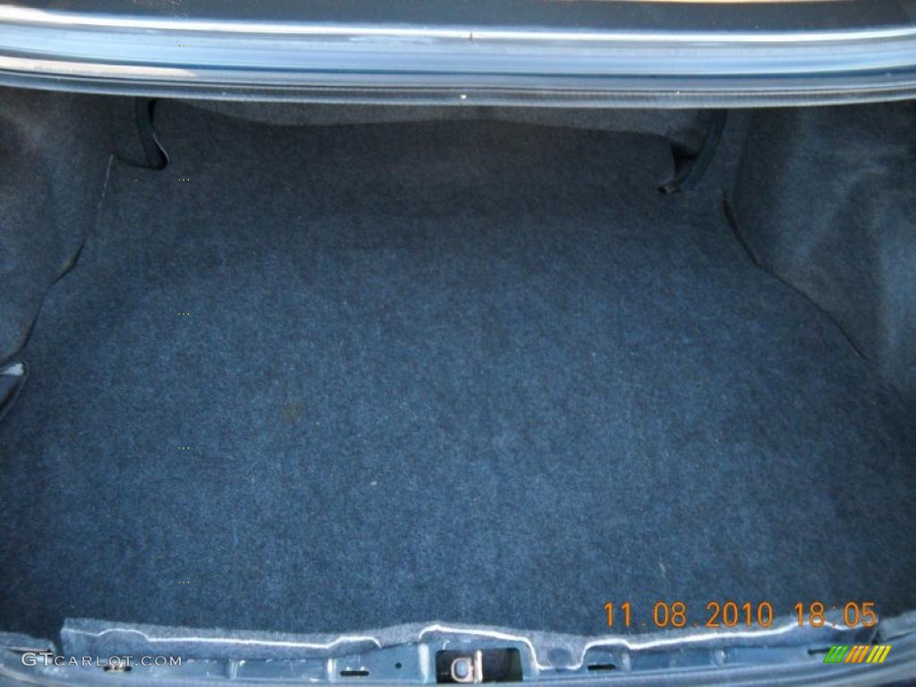 1993 Toyota Camry LE Sedan Trunk Photo #39456507
