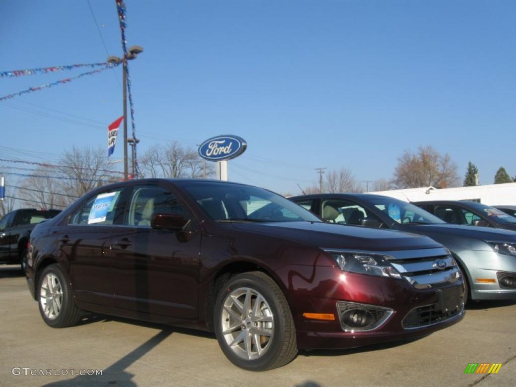 2011 Fusion SEL V6 - Bordeaux Reserve Metallic / Medium Light Stone photo #3