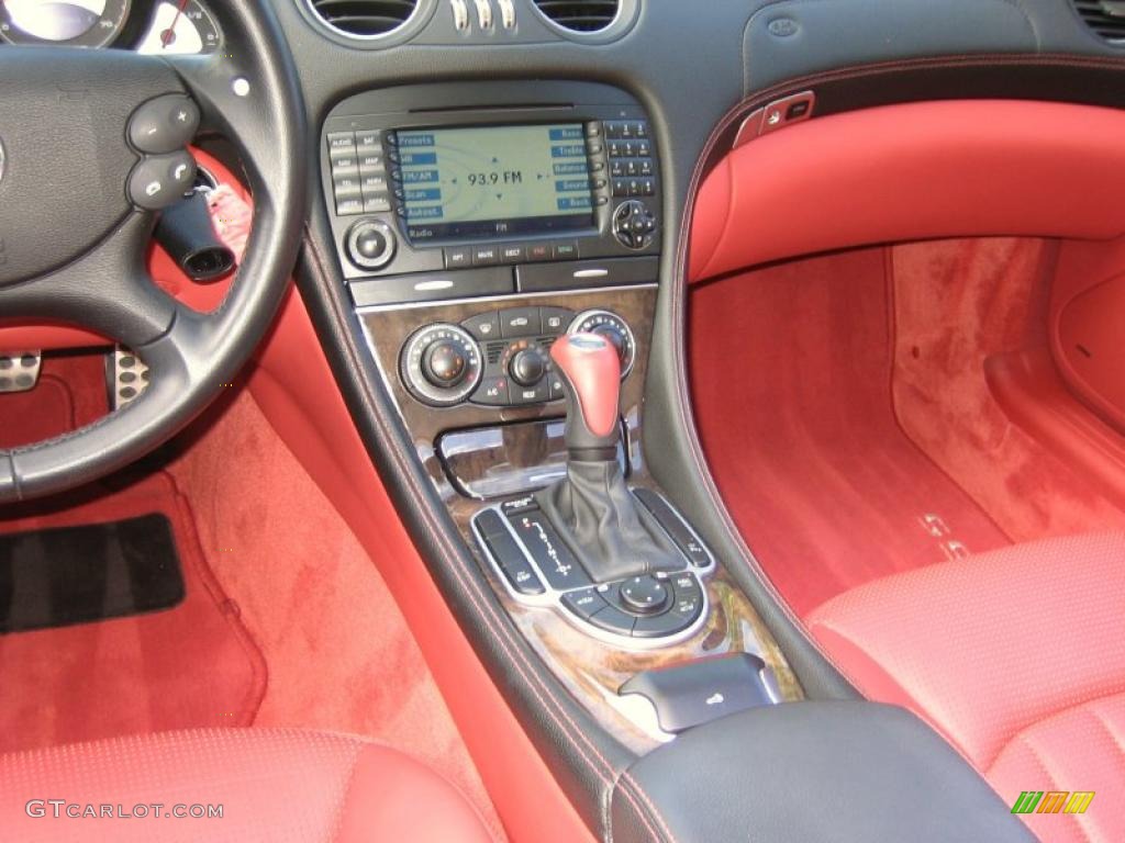 2006 Mercedes-Benz SL 55 AMG Roadster Controls Photo #39457042