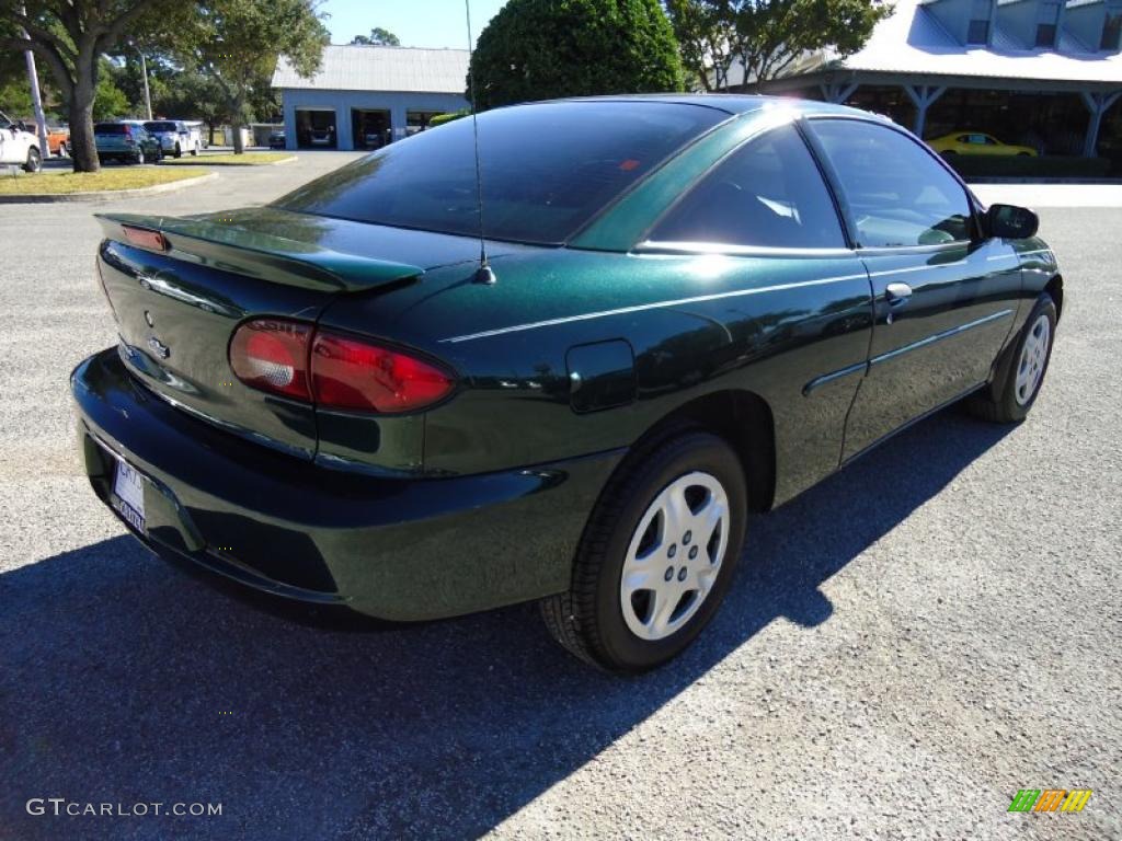 2002 Cavalier LS Coupe - Forest Green Metallic / Graphite photo #10