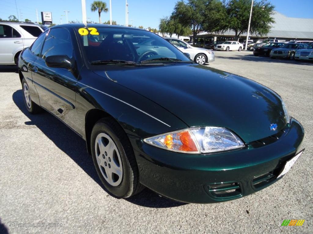 2002 Cavalier LS Coupe - Forest Green Metallic / Graphite photo #12