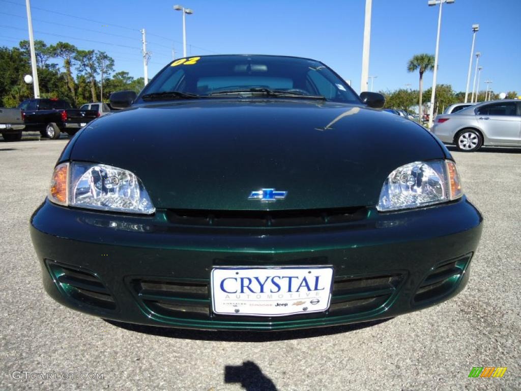 2002 Cavalier LS Coupe - Forest Green Metallic / Graphite photo #16