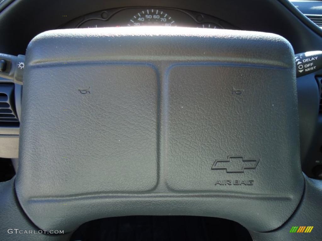 2002 Cavalier LS Coupe - Forest Green Metallic / Graphite photo #29