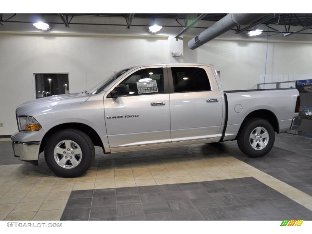 2011 Ram 1500 SLT Crew Cab - Bright Silver Metallic / Dark Slate Gray/Medium Graystone photo #1