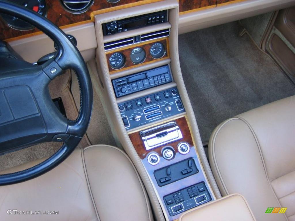 1992 Rolls-Royce Corniche IV Standard Corniche IV Model Controls Photos