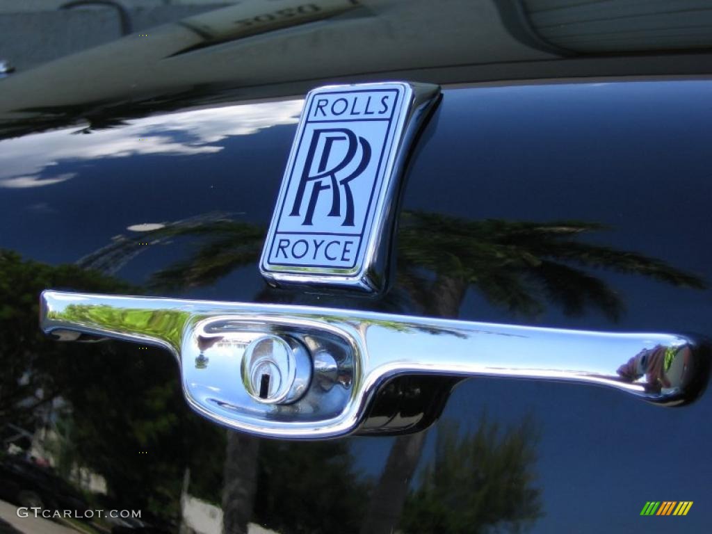 1992 Rolls-Royce Corniche IV Standard Corniche IV Model Marks and Logos Photos