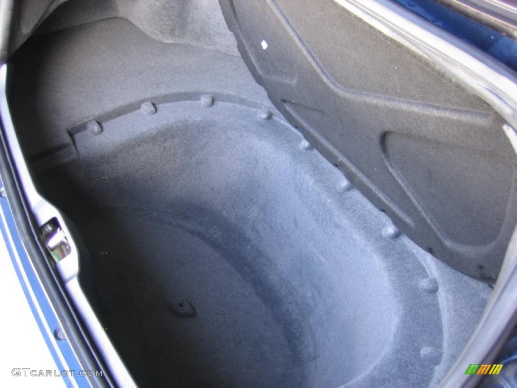 2003 Maserati Coupe Cambiocorsa Trunk Photo #39464214