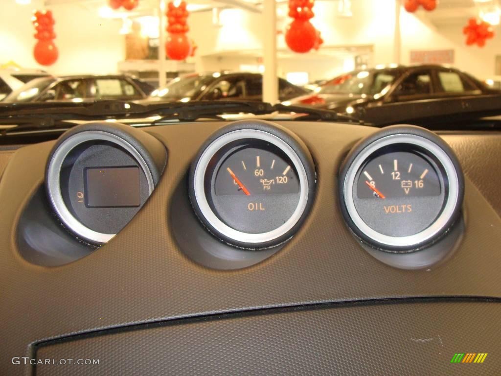 2004 350Z Touring Roadster - Chrome Silver Metallic / Carbon Black photo #15