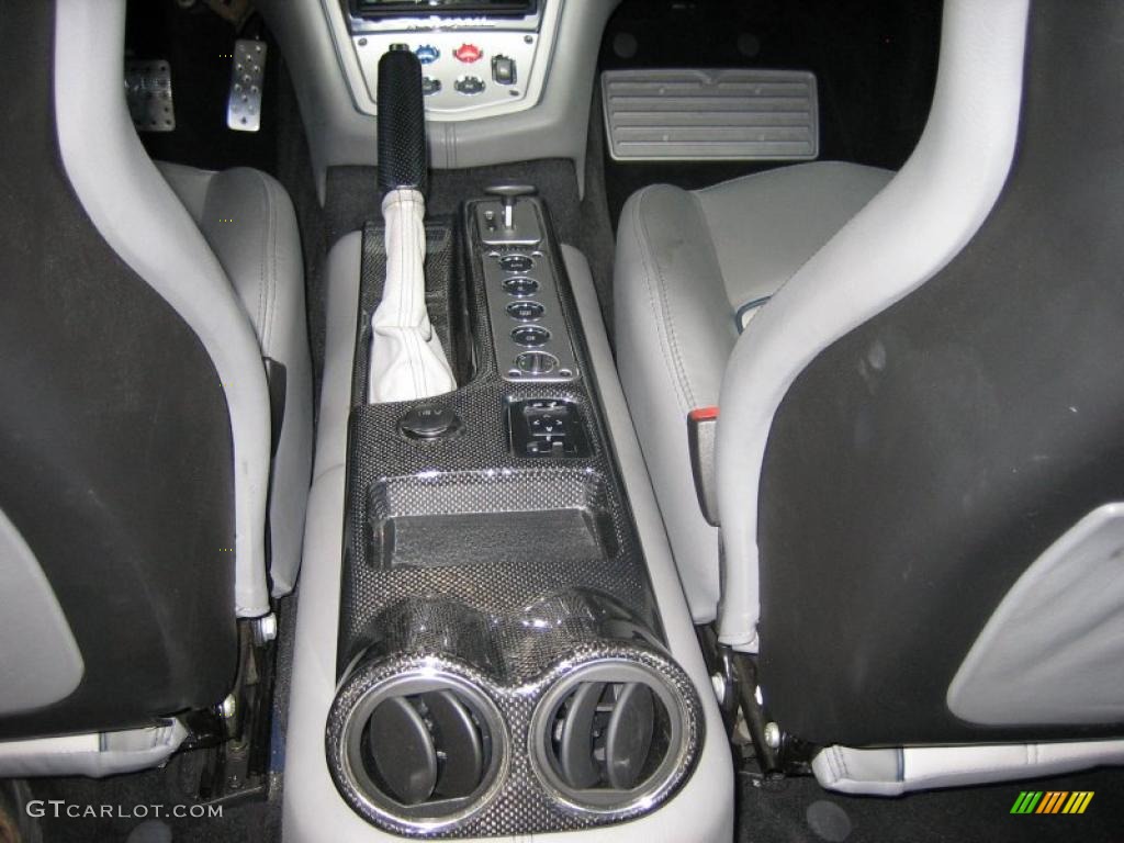 2006 Maserati GranSport Coupe Controls Photo #39465546