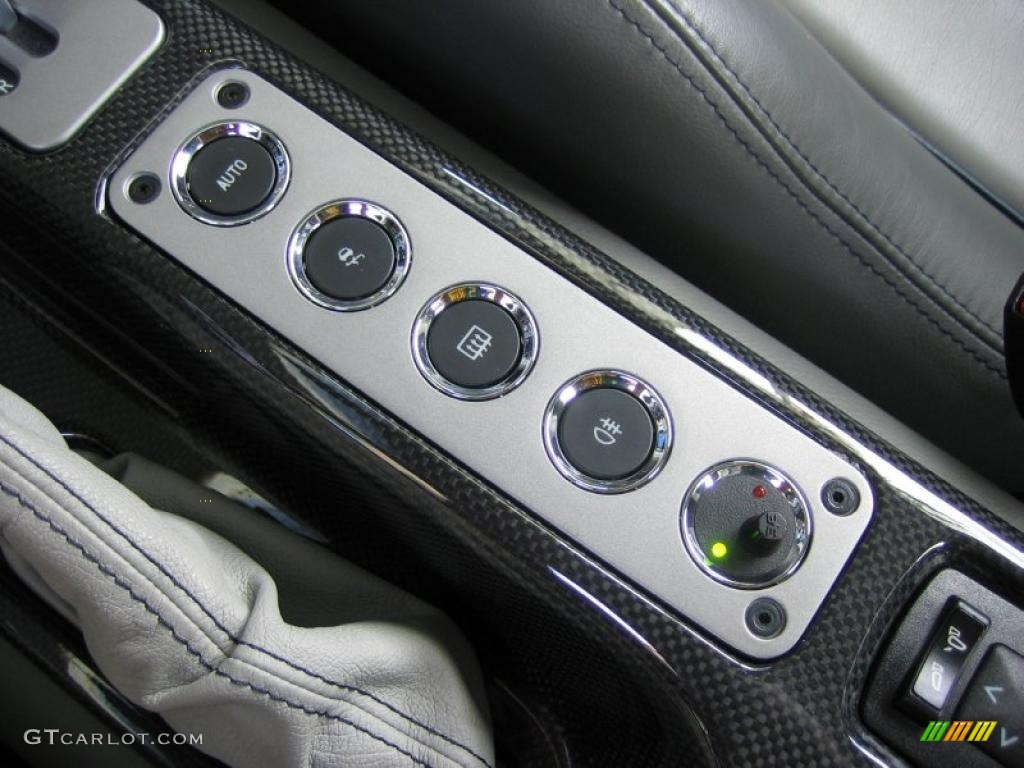 2006 Maserati GranSport Coupe Controls Photo #39465558