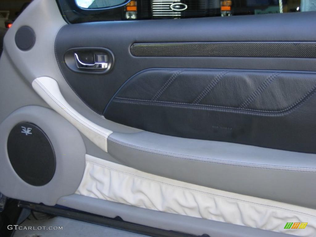 2006 Maserati GranSport Coupe Grigio Medio Door Panel Photo #39465686