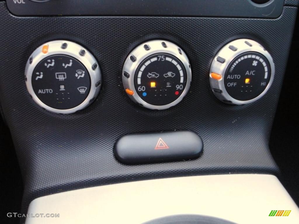 2008 Nissan 350Z Coupe Controls Photo #39467314