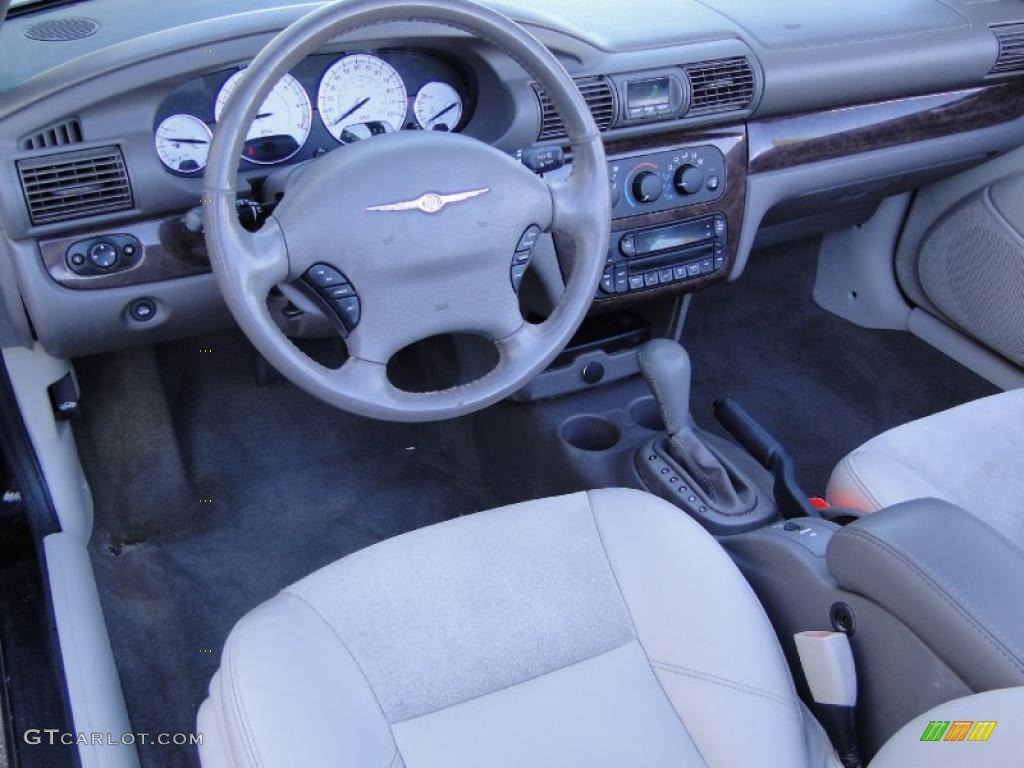 Light Taupe Interior 2006 Chrysler Sebring Limited