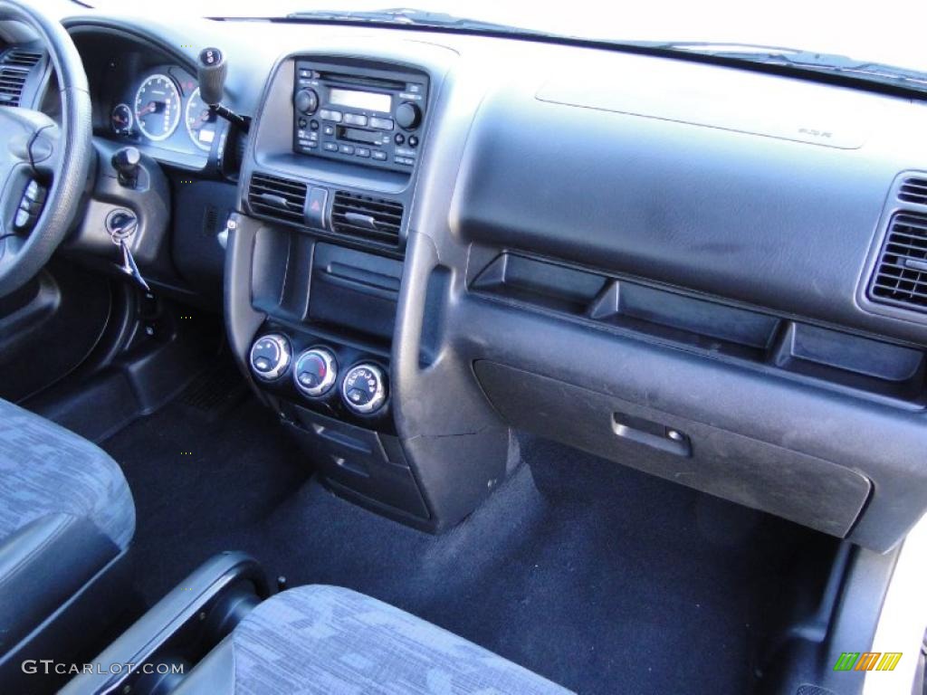2003 CR-V LX - Taffeta White / Gray photo #27