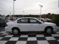 2001 Bright White Chevrolet Malibu Sedan  photo #6