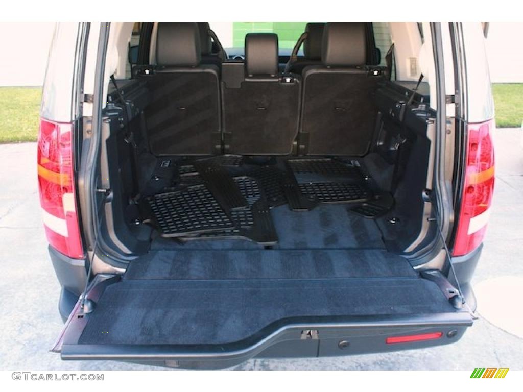 2007 Land Rover LR3 V8 HSE Trunk Photos
