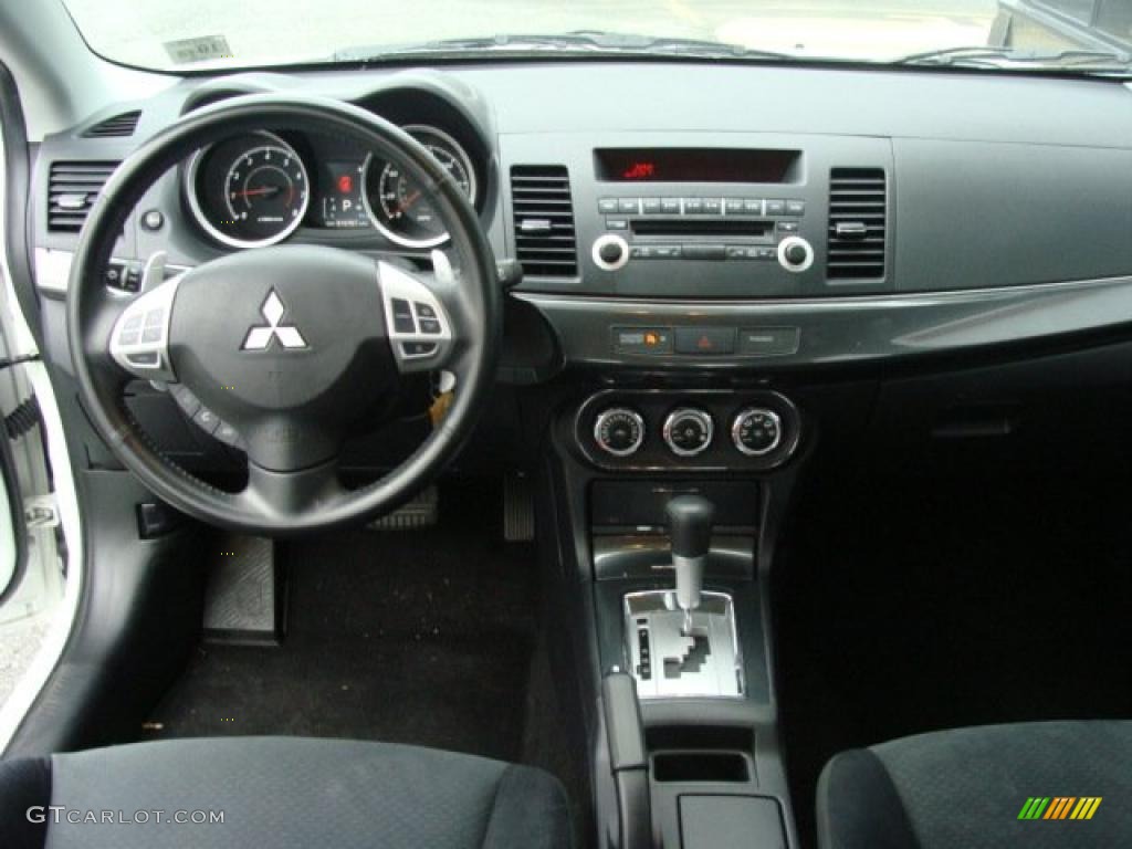 2010 Lancer Sportback GTS - Wicked White Metallic / Black photo #11