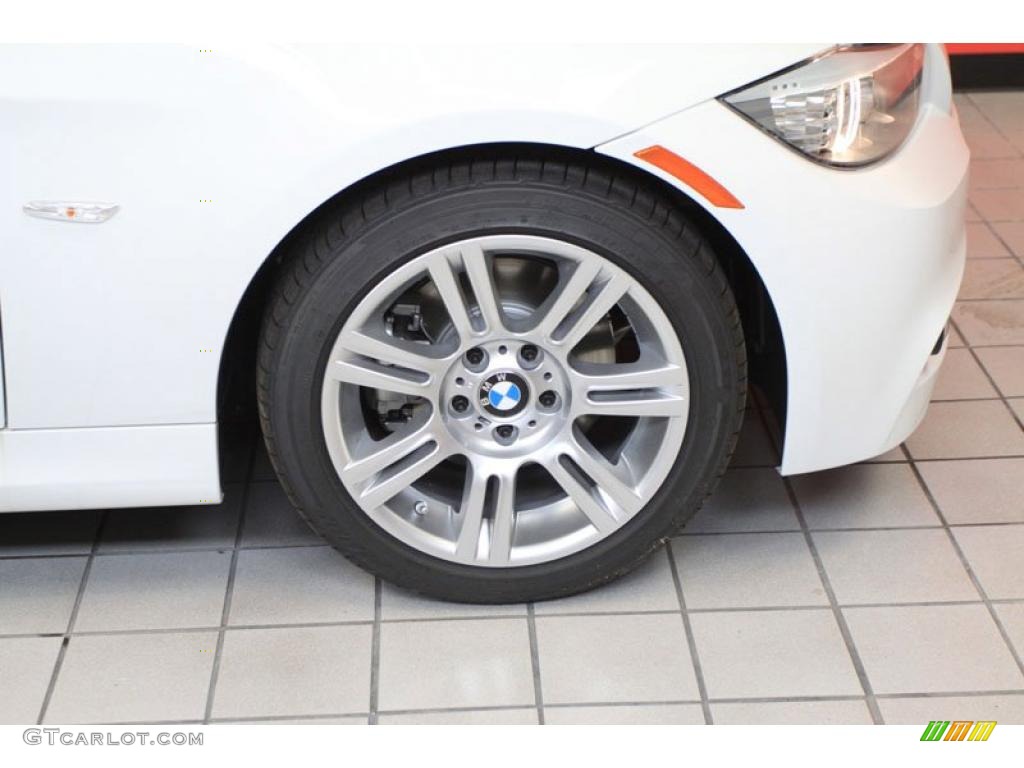 2011 3 Series 328i Sports Wagon - Alpine White / Oyster/Black Dakota Leather photo #12