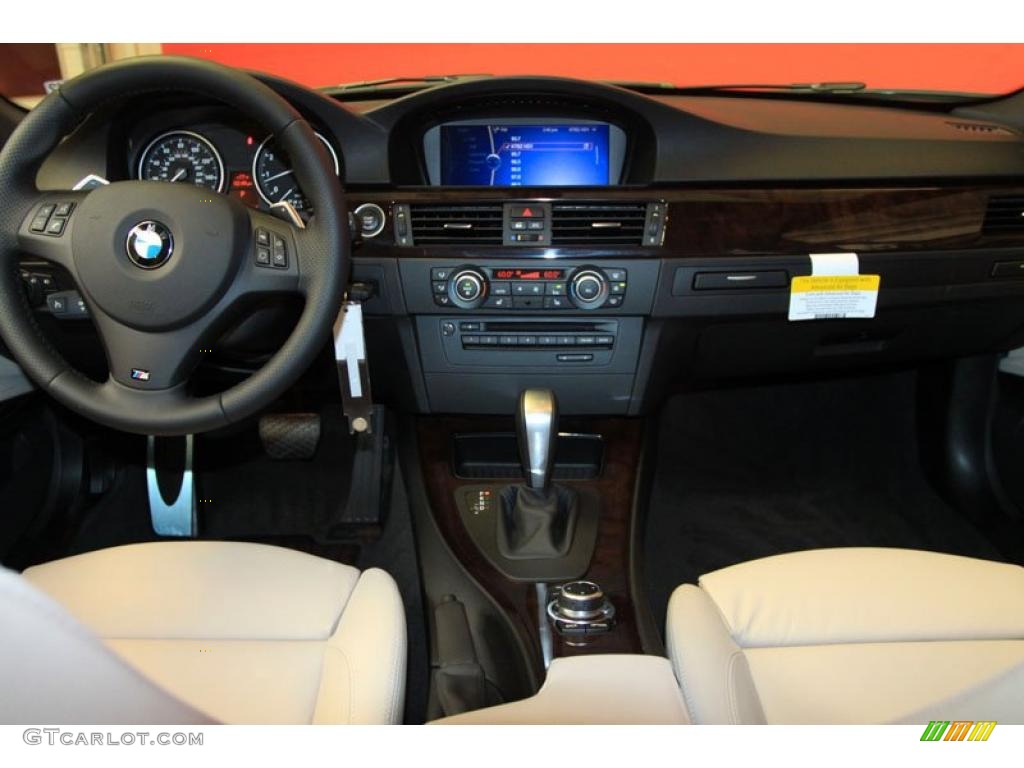 2011 3 Series 328i Sports Wagon - Black Sapphire Metallic / Oyster/Black Dakota Leather photo #6