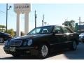 Black - E 320 Sedan Photo No. 2