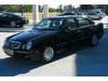 Black - E 320 Sedan Photo No. 7