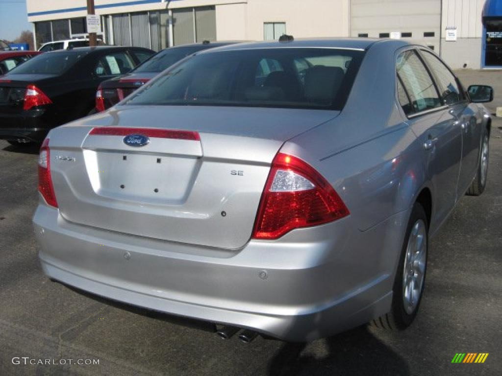 2011 Fusion SE - Ingot Silver Metallic / Charcoal Black photo #4