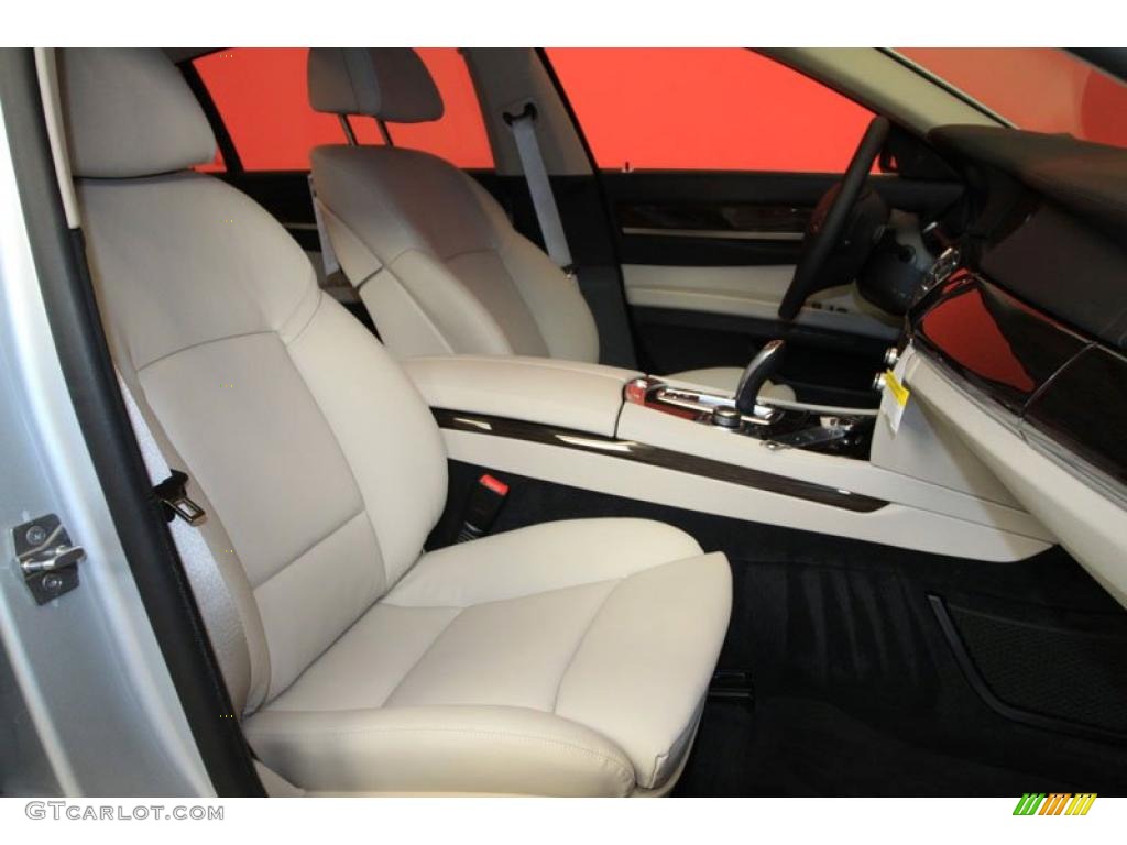Oyster/Black Interior 2011 BMW 7 Series 740Li Sedan Photo #39477682