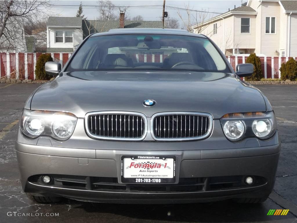 2002 7 Series 745i Sedan - Sterling Grey Metallic / Flannel Grey photo #9