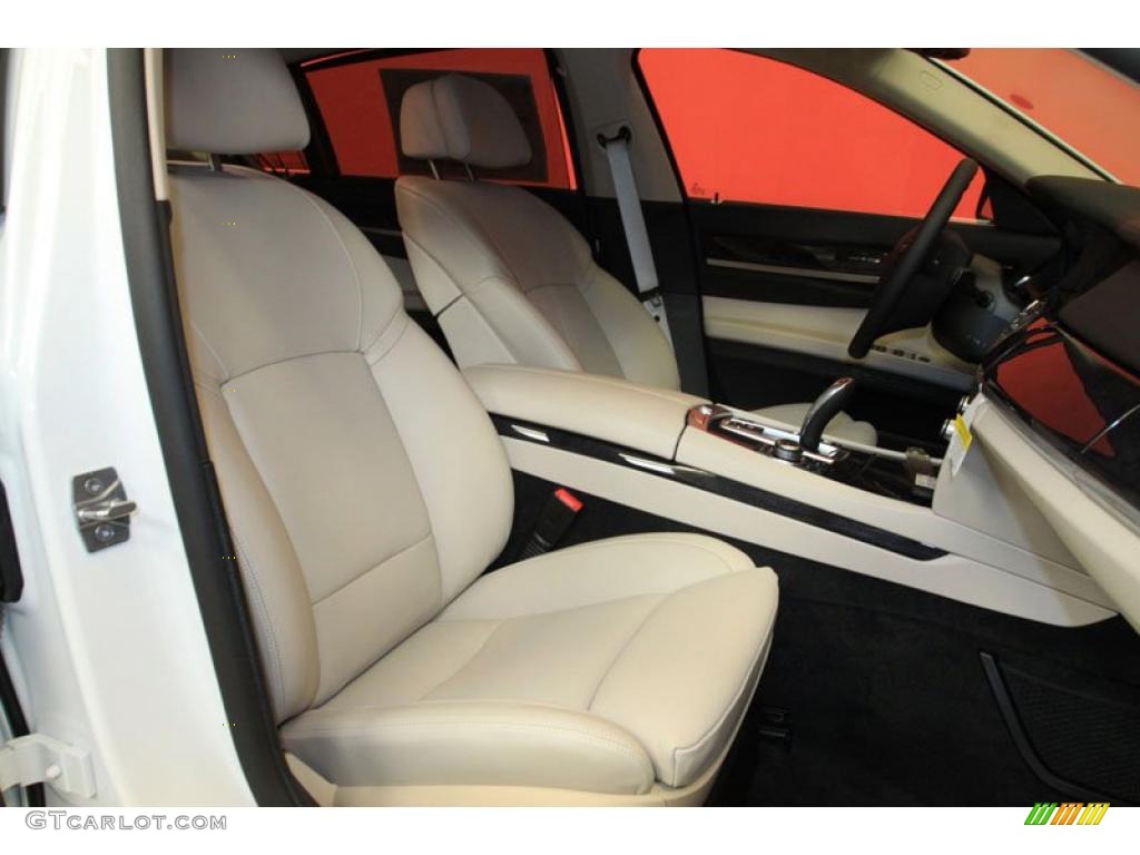 Oyster/Black Interior 2011 BMW 7 Series 740Li Sedan Photo #39478158