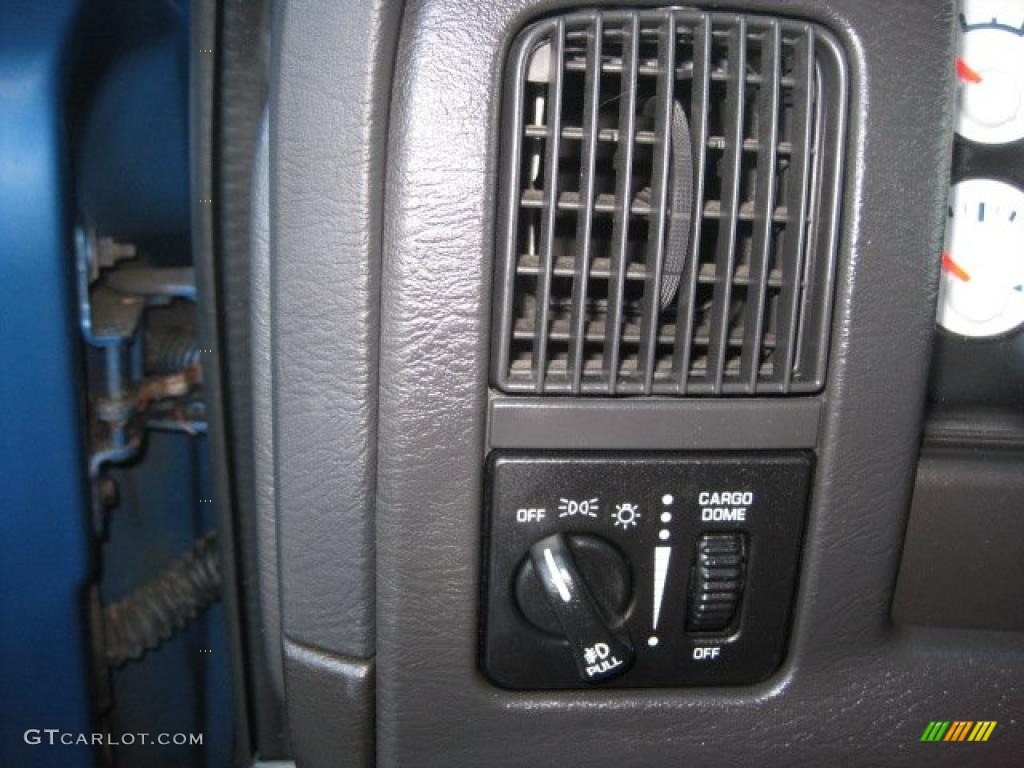 2005 Ram 1500 SLT Quad Cab 4x4 - Atlantic Blue Pearl / Dark Slate Gray photo #27
