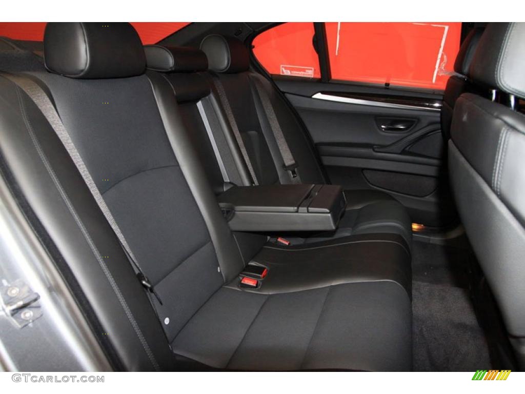 Black Interior 2011 BMW 5 Series 550i Sedan Photo #39479610