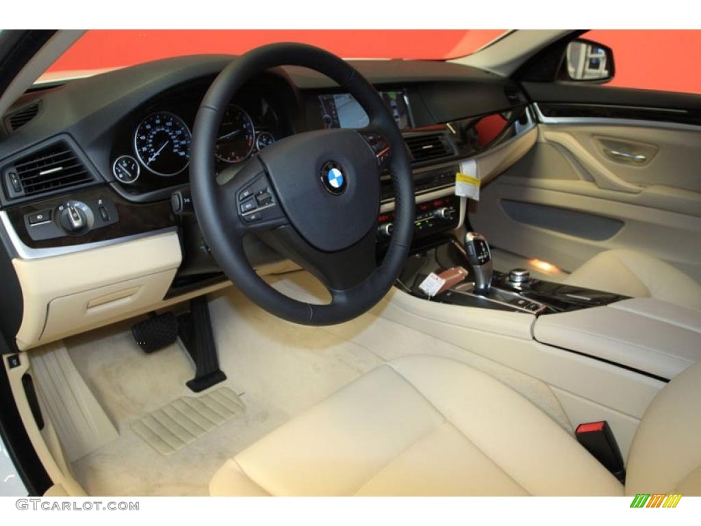 Venetian Beige Interior 2011 BMW 5 Series 528i Sedan Photo #39479755