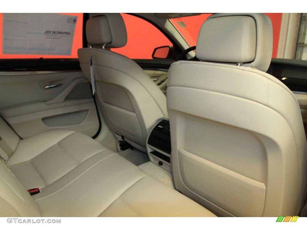 Venetian Beige Interior 2011 BMW 5 Series 528i Sedan Photo #39479850