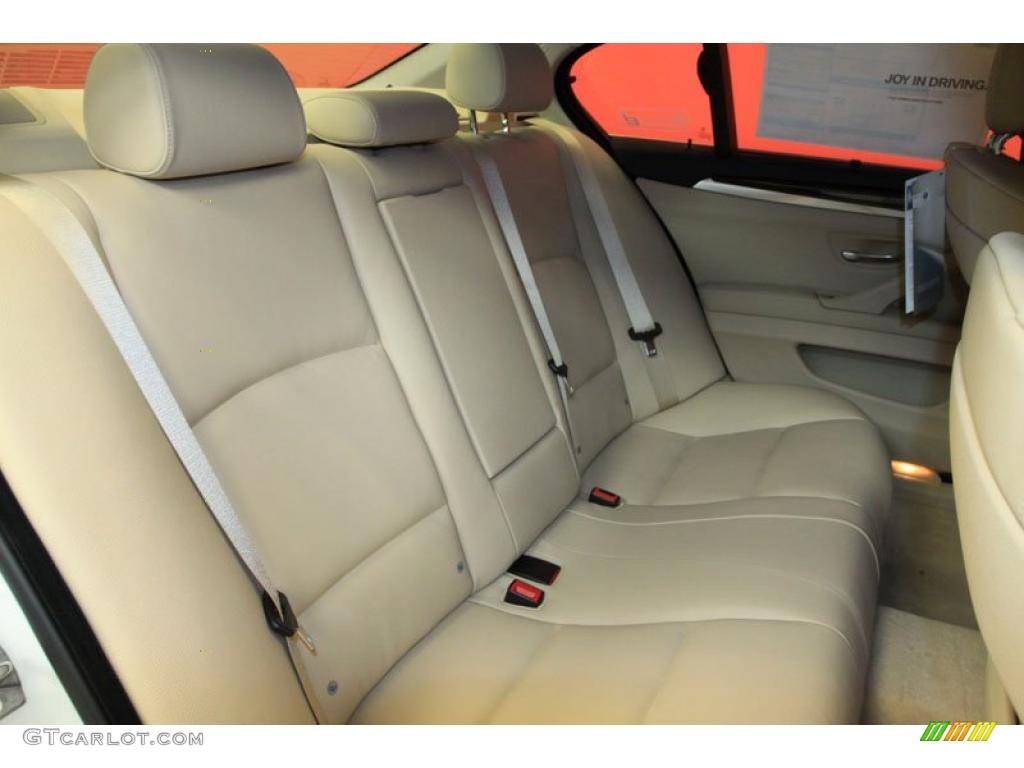 Venetian Beige Interior 2011 BMW 5 Series 528i Sedan Photo #39479866
