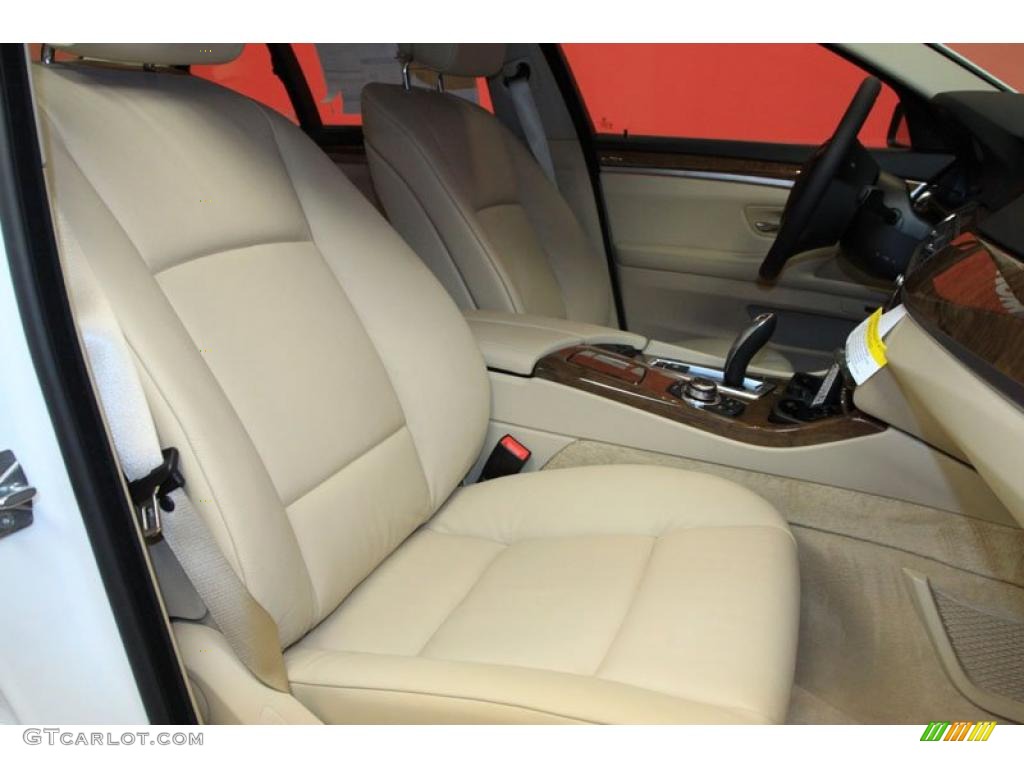 Venetian Beige Interior 2011 BMW 5 Series 528i Sedan Photo #39480070