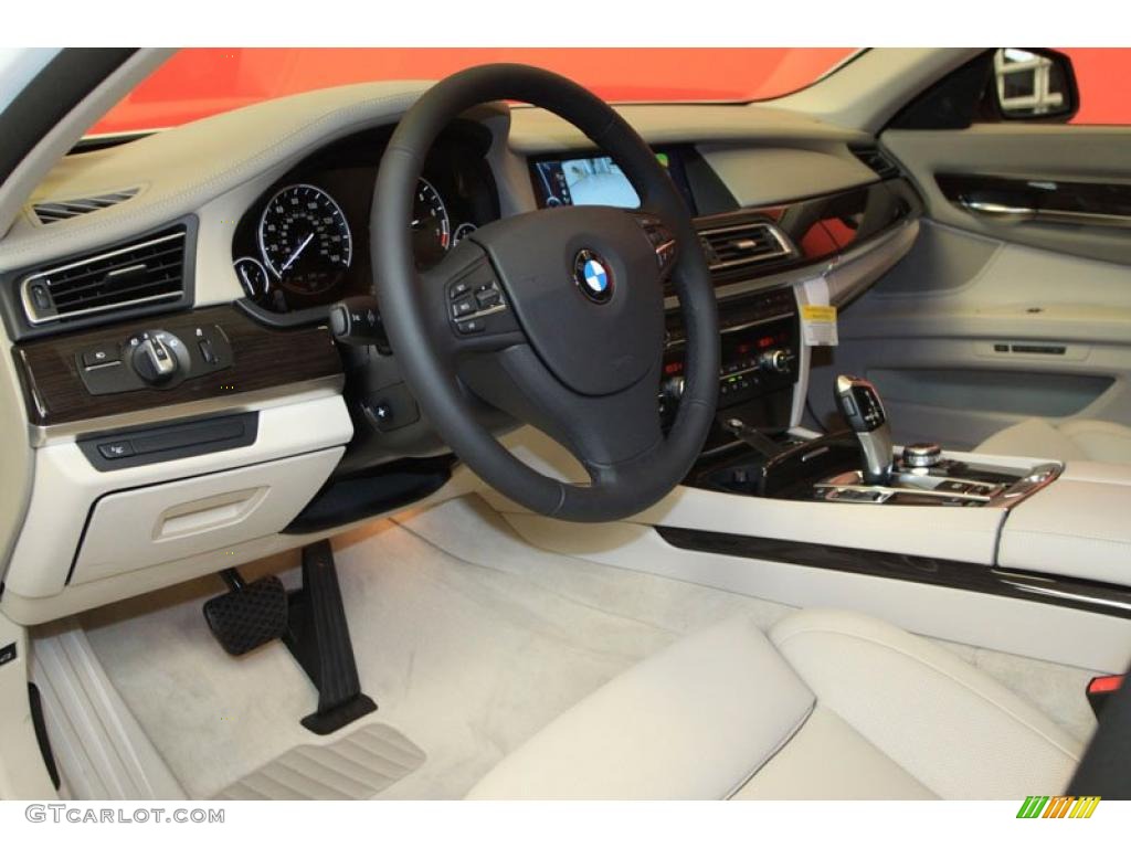 Oyster Nappa Leather Interior 2011 BMW 7 Series 750Li Sedan Photo #39482107