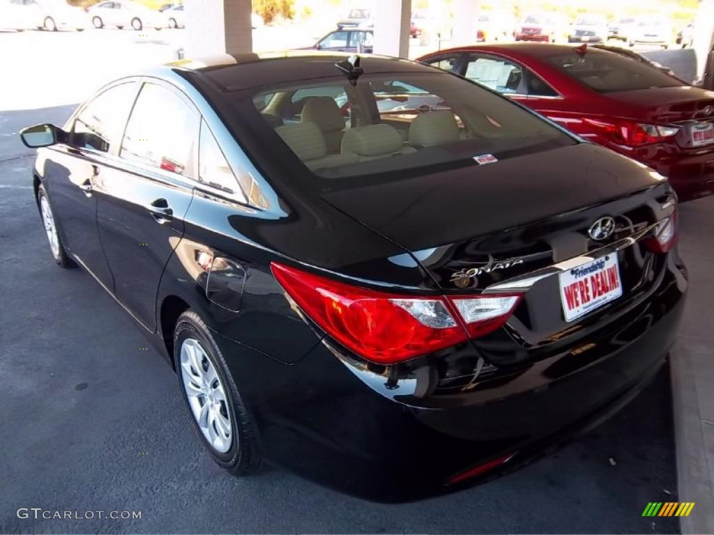 2011 Sonata GLS - Midnight Black / Camel photo #7