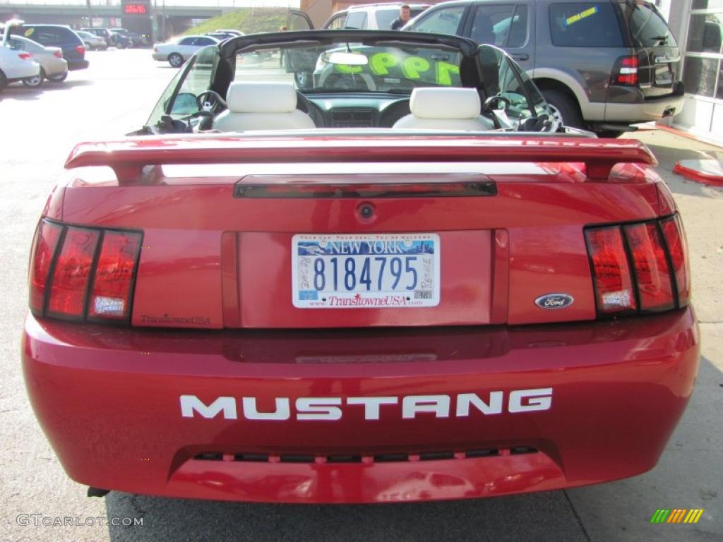 2002 Mustang V6 Convertible - Laser Red Metallic / Oxford White photo #21